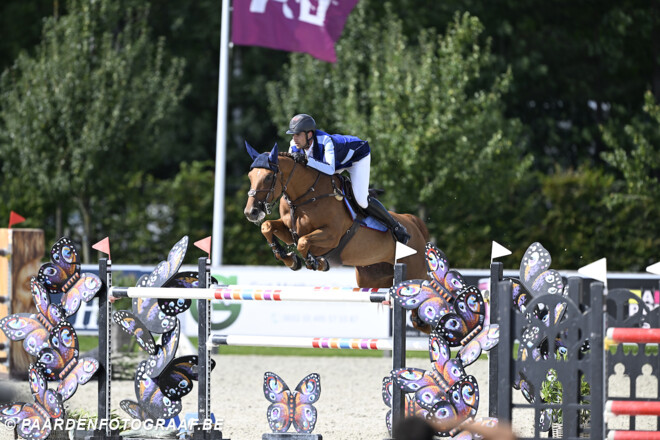 Nicola Philippaerts kleurt mee het podium in Greenwich